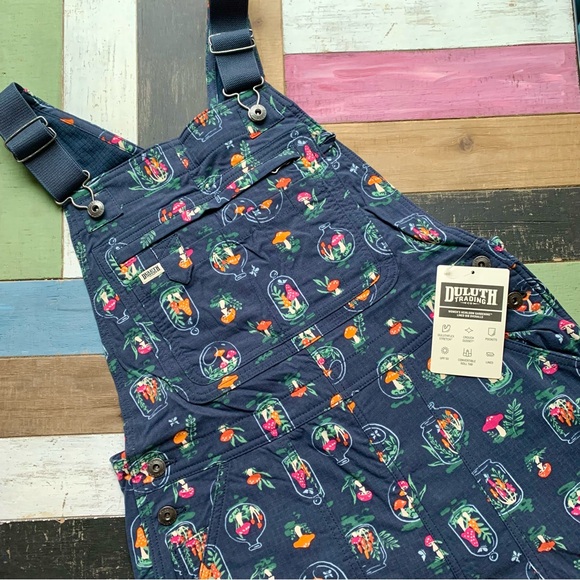 Duluth Trading Co Pants - NWT Duluth Small x31L Heirloom Gardening Lined Bib Overalls Mushroom Terrarium